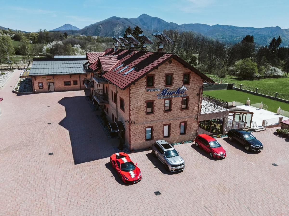Penzion Marko Turany Bagian luar foto
